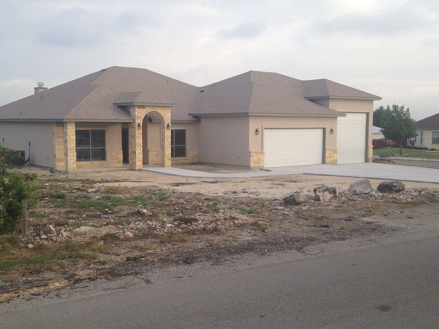 LA Caleta Estates 305 El Lago Camino, Del Rio, TX 78840 Zillow