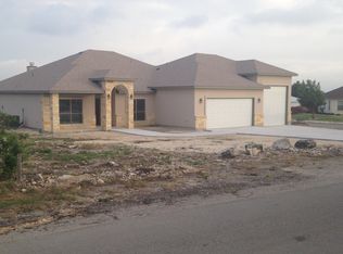 LA Caleta Estates 305 El Lago Camino, Del Rio, TX 78840