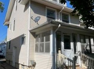 320 Huron St, Lansing, MI 48915