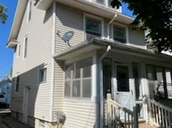 320 Huron St, Lansing, MI 48915