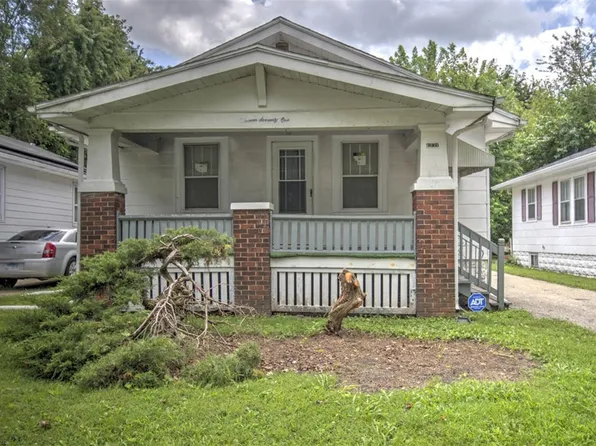 1371 E Division St, Decatur, IL 62526