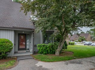 1 Harwich Ct, Merrimack, NH 03054