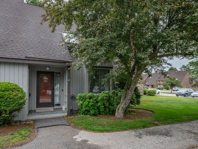 1 Harwich Court, Merrimack, NH, 03054
