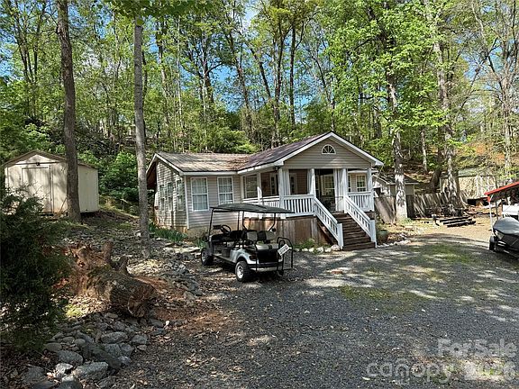2nd image of 113/115 Indian Harbor Cir