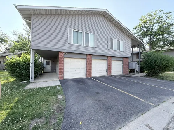 2 Elm Ct, Bolingbrook, IL 60440