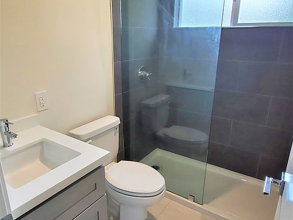 5th image of 34 Visitacion Ave #4