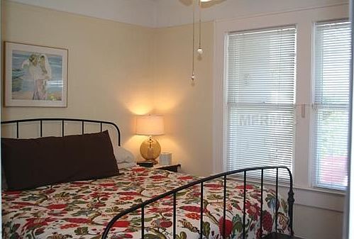 5th image of 3405 W Santiago St