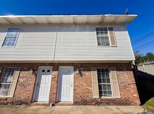 904 N Montgomery St #18, Starkville, MS 39759