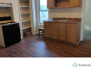 39 E Narragansett St, Philadelphia, PA