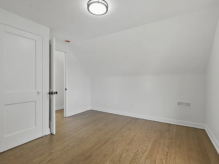 30 Jarvis Rd — Photo 6