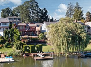 21006 NE Interlachen Ln, Fairview, OR 97024