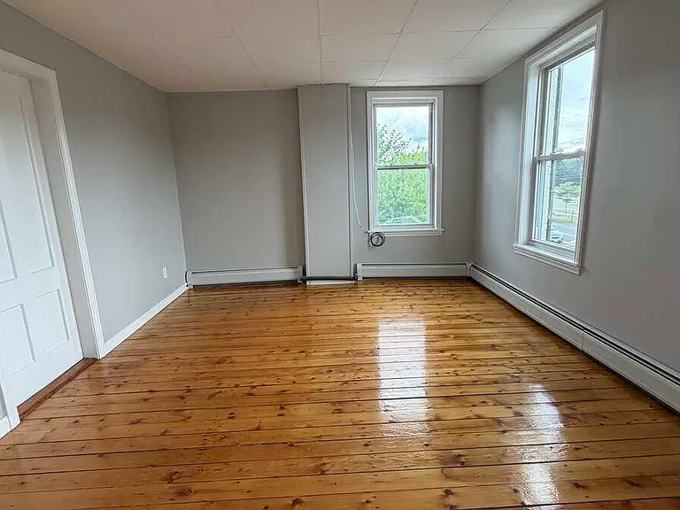 166 King St #2 — Photo 5