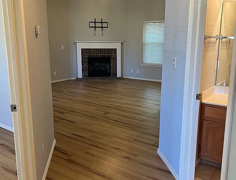 2415 S 7th St — Photo 11