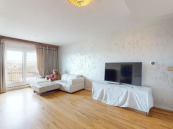 4th image of 1960 Bergen Ave Floor 3