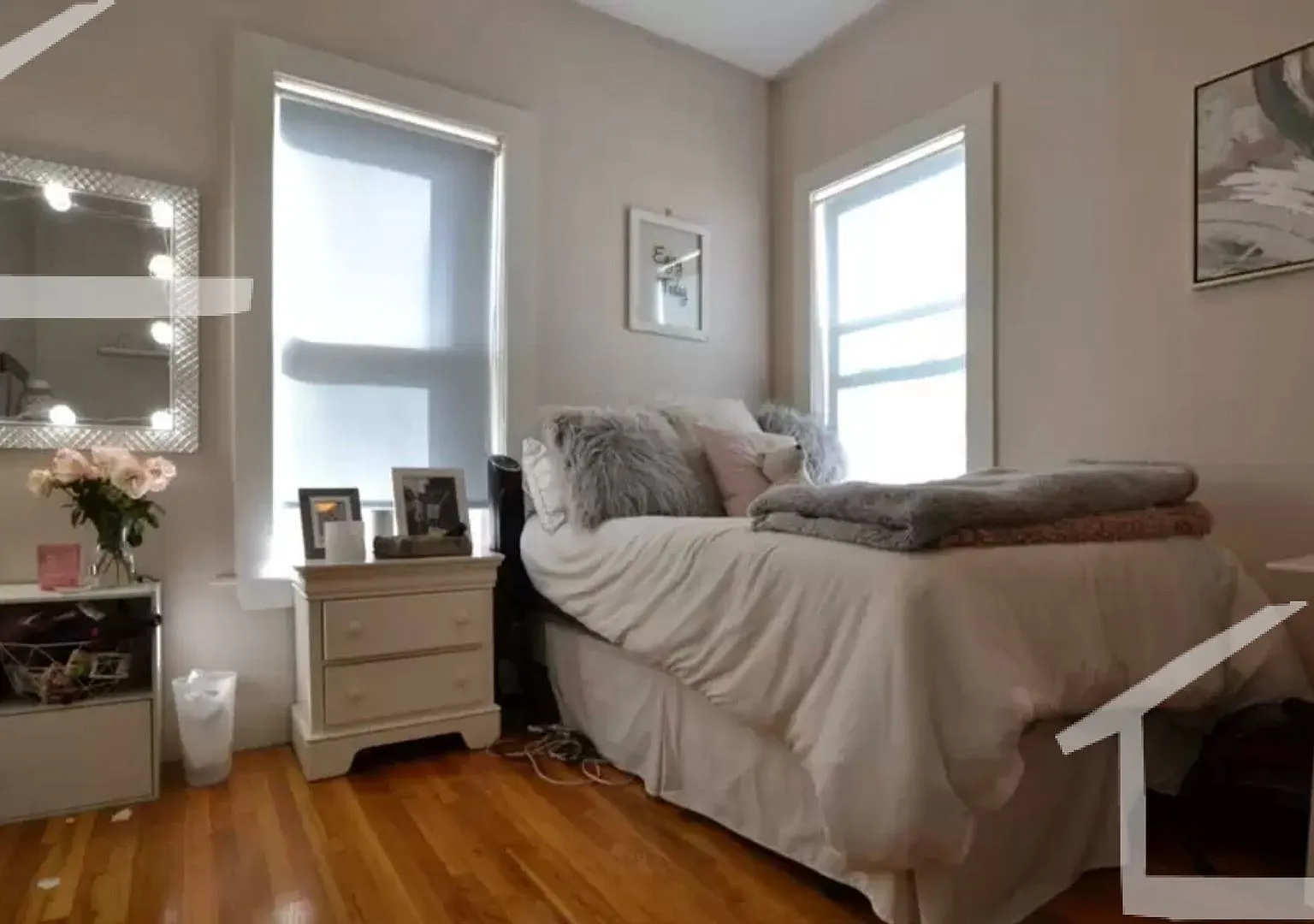 Huge 4 bed unit located near the Green Line and BU — Photo 4