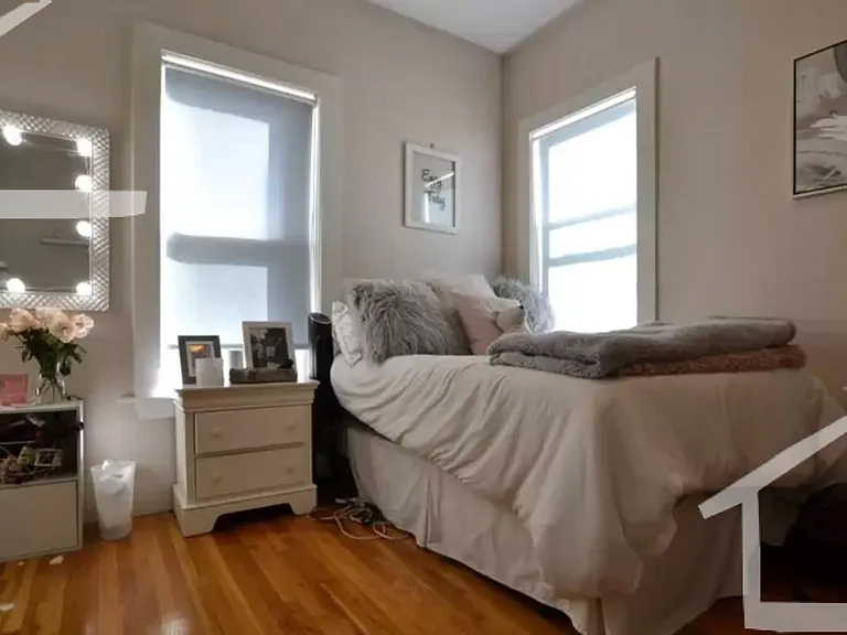 11 Wadsworth St #3V — Photo 12