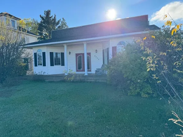 4923 W 49th St, Hardisty, AB T0B 1V0