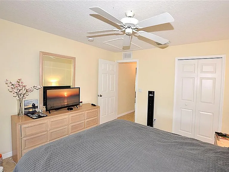 155 36th Ct SW — Photo 22
