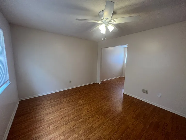 393 E. 18th Ave. SK — Photo 10