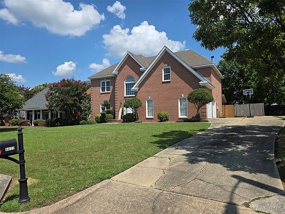 4th image of 6421 Alred Ct