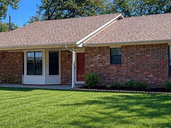 33947 Eagle Cir