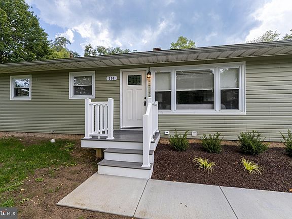 4th image of this home
