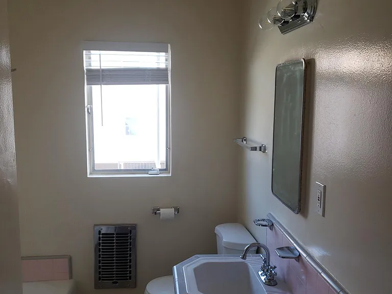 4824 Coliseum St #8 — Photo 10