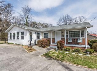 147 N Alabama Rd, Oak Ridge, TN 37830