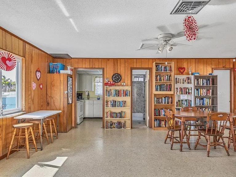 708 Tamiami Trl S #319 — Photo 36