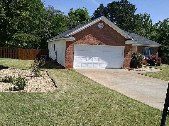 Side view w/rock garden