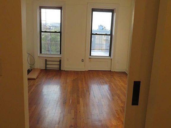 5th image of 448 3rd Ave #4L