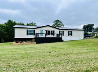 19 Redfern Ln, Custer, KY 40115