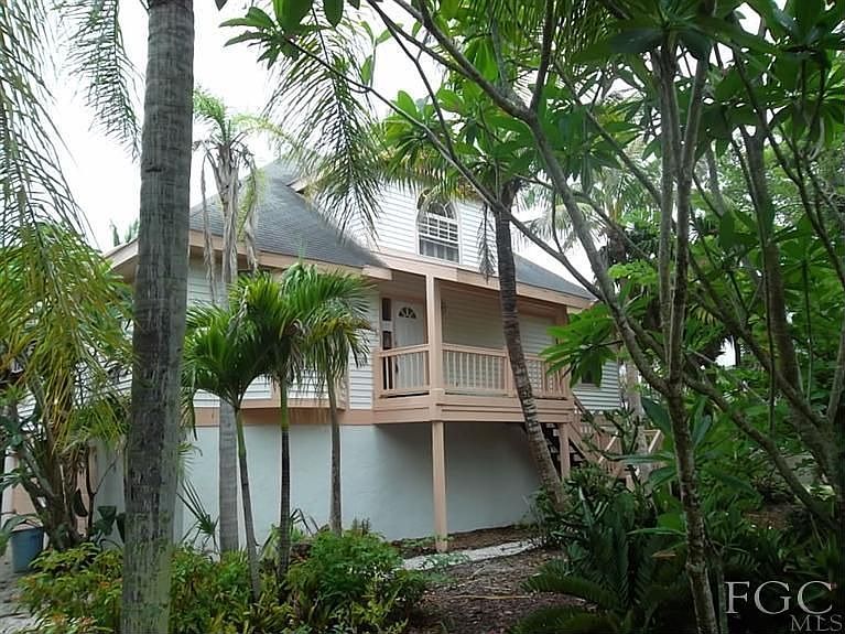 1st image of 3722 Coquina Dr