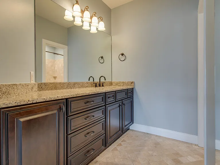 209 Ashlawn Ct #209 — Photo 16