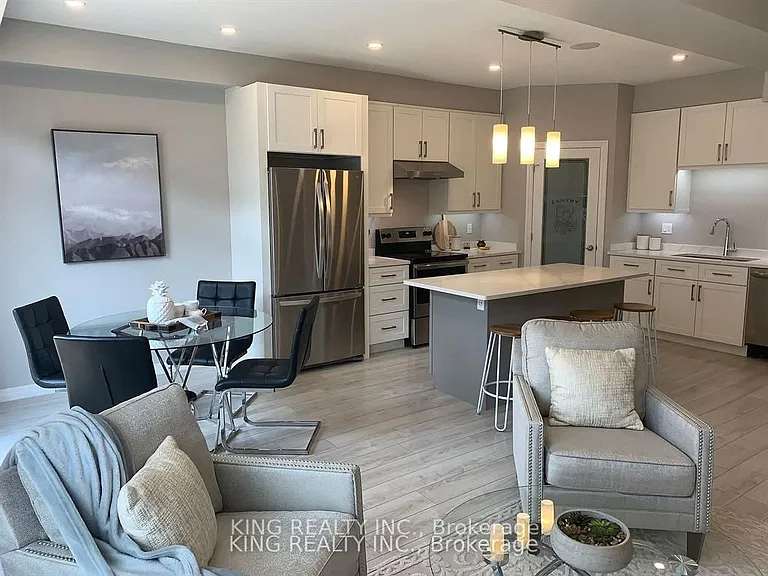 811 Sarnia Rd #60 — Photo 12