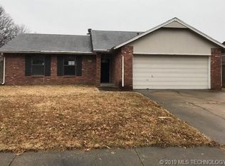 1211 W Austin St, Broken Arrow, OK 74011