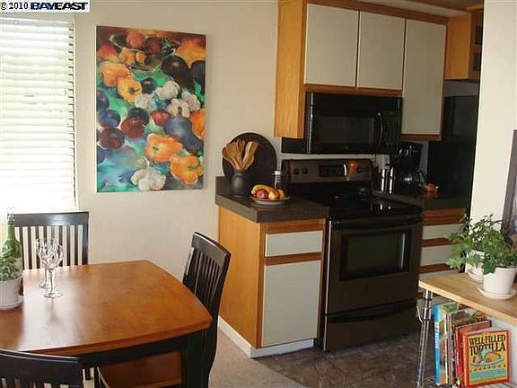 4th image of 3731 Crow Canyon Rd