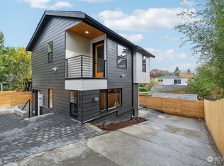 7016 20th Ave NE, Seattle, WA 98115