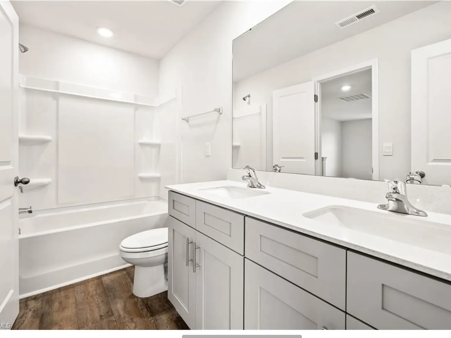 304 Aspen Place Ct — Photo 4