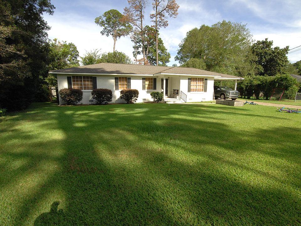 1st image of 922 Meadowood Rd