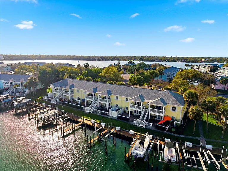 5174 Beach Dr SE #D — Photo 47
