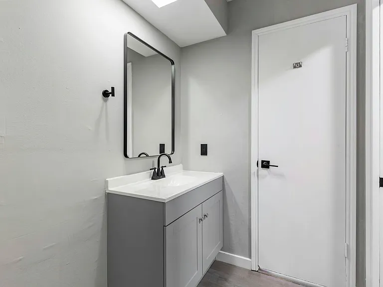 2226 Nantucket Dr — Photo 35