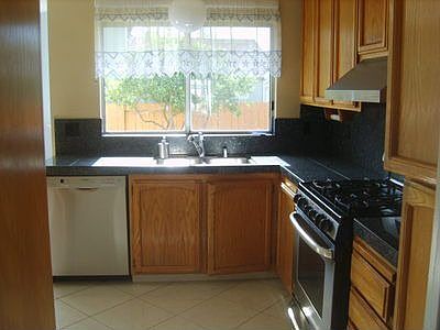 2nd image of 979 Laurel Creek Way