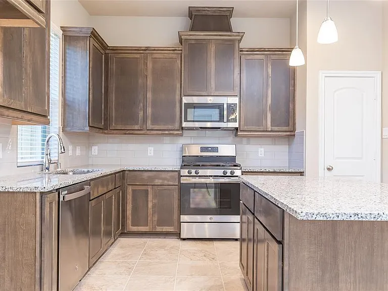 5546 Sallow Bay Ln — Photo 11