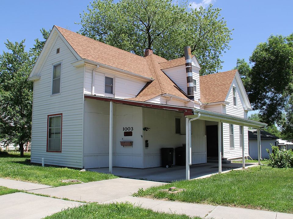1st image of 1003 Broadway St