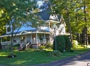 63 Sarazen St, Saratoga Springs, NY 12866