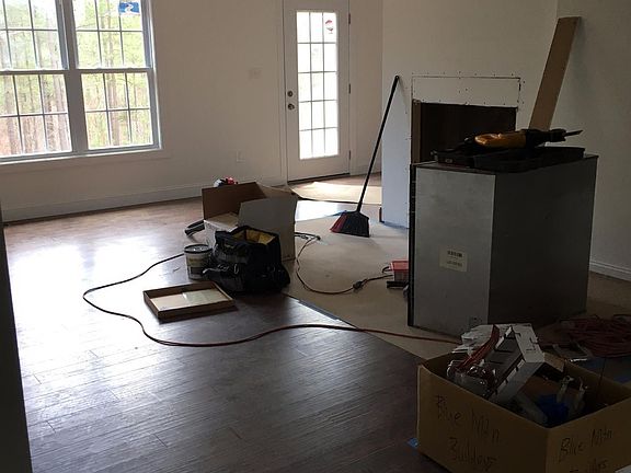 2nd image of 206 Mansfield Dr