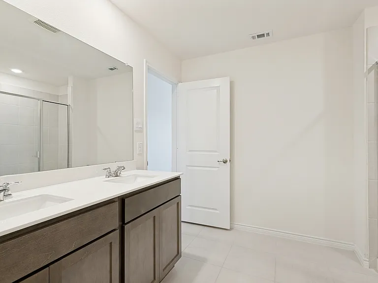 625 Summit Pass Ln — Photo 7