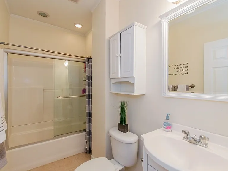 126 Minden St #3 — Photo 10