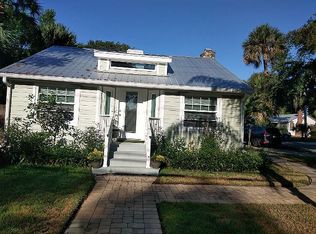 900 Magnolia St, New Smyrna Beach, FL 32168